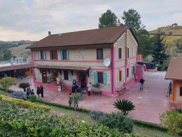 Vista esterni della comunità di Montefiore